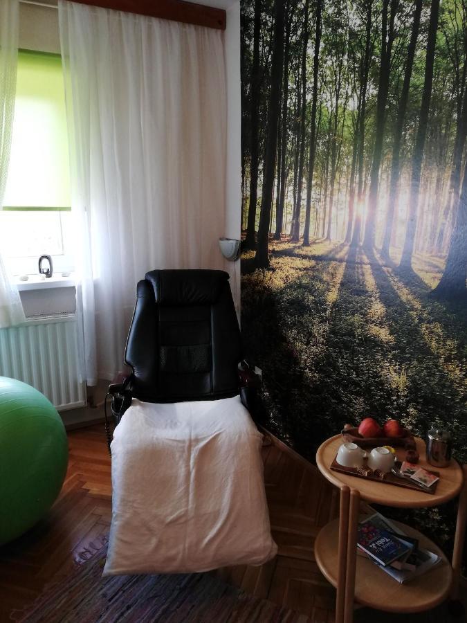 Guesthouse Arnika Фужине Экстерьер фото