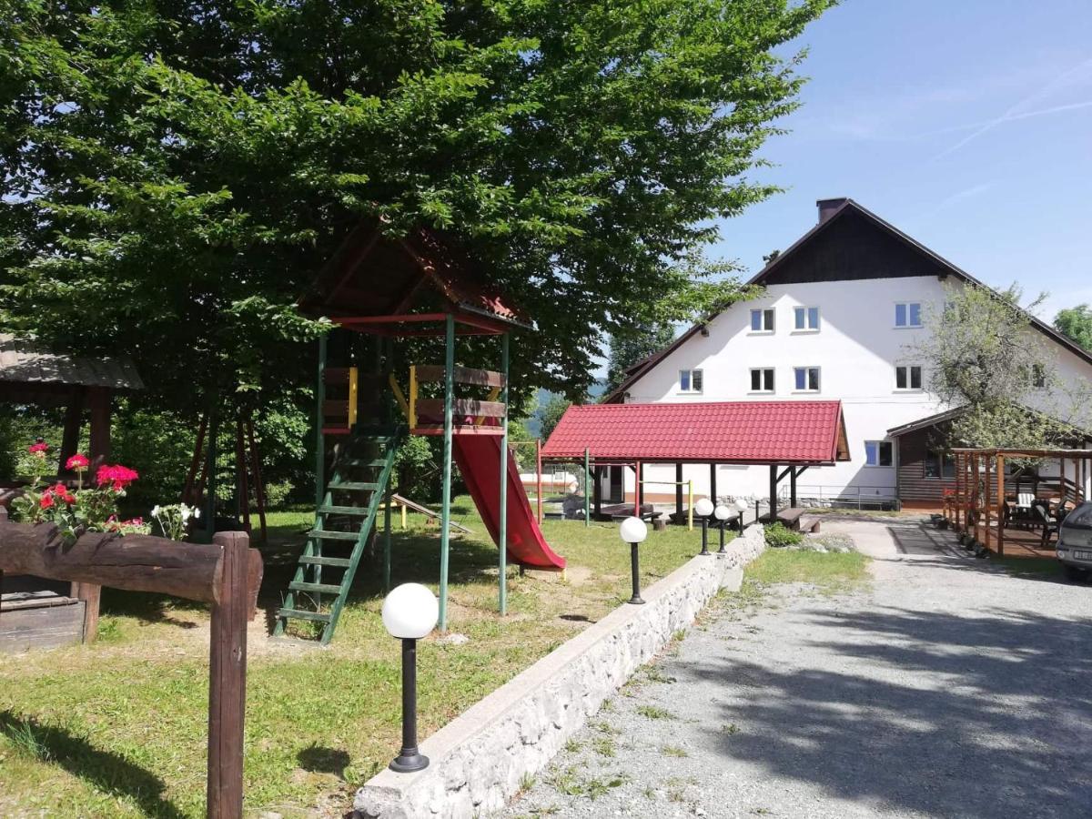 Guesthouse Arnika Фужине Экстерьер фото