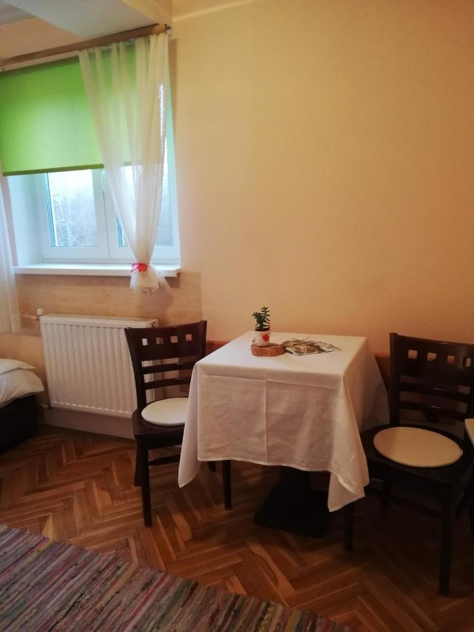 Guesthouse Arnika Фужине Экстерьер фото