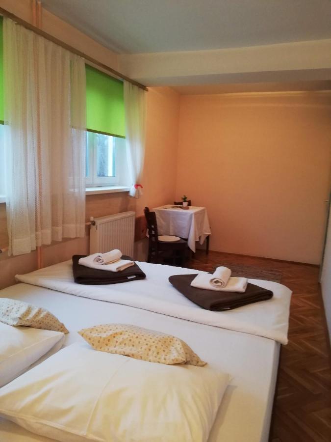 Guesthouse Arnika Фужине Экстерьер фото
